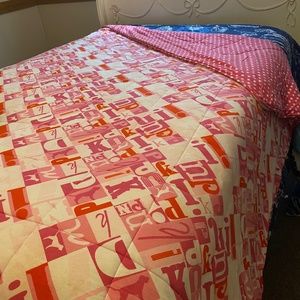 Victoria Secret Pink Full Size Comforter